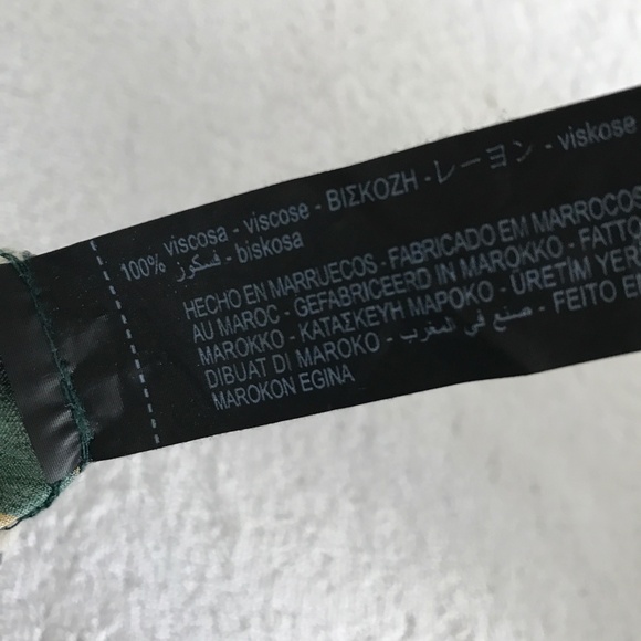 ZARA PALOZZO ALL OVER PRINT SATIN BOOTCUT GEO PANT SMALL - Picture 2 of 10